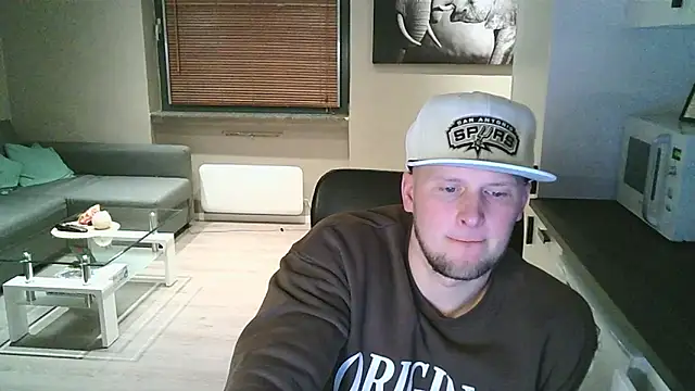 Dartanjanas13 online show from November 7, 10:24 pm