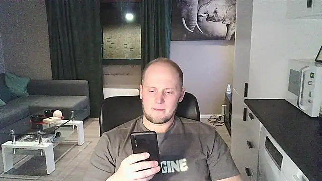 Dartanjanas13 online show from February 13, 8:20 pm