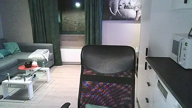 Dartanjanas13 online show from February 12, 5:34 pm