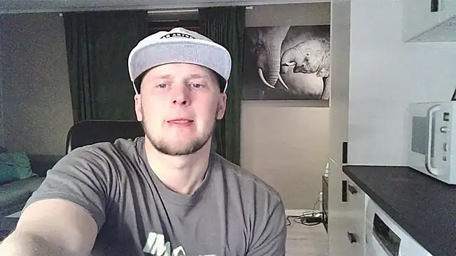 Dartanjanas13 online show from February 21, 9:28 pm