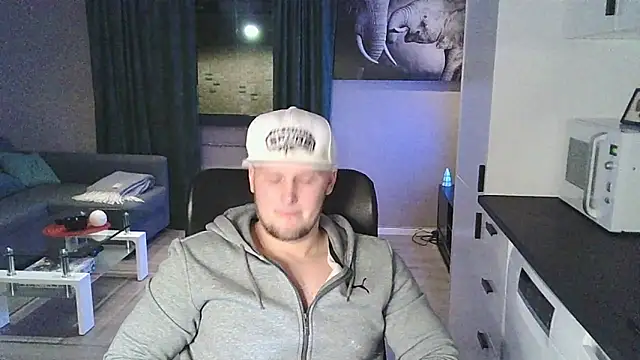Dartanjanas13 online show from February 17, 6:27 pm