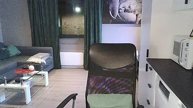 Dartanjanas13 online show from February 19, 8:06 pm