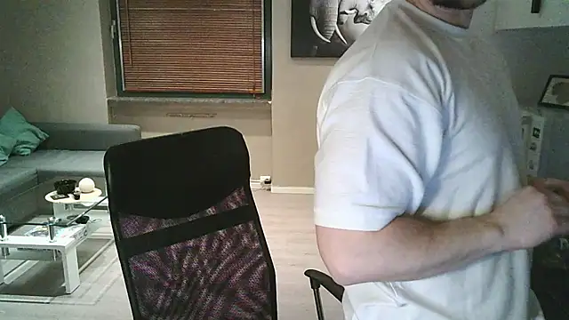 Dartanjanas13 online show from October 31, 8:16 pm