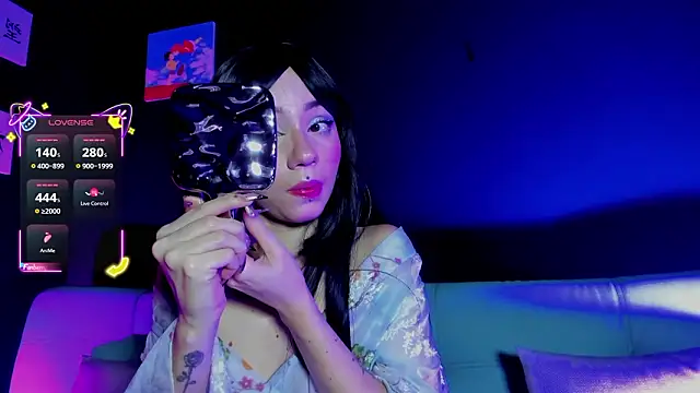 madiixwatson online show from February 7, 6:21 am