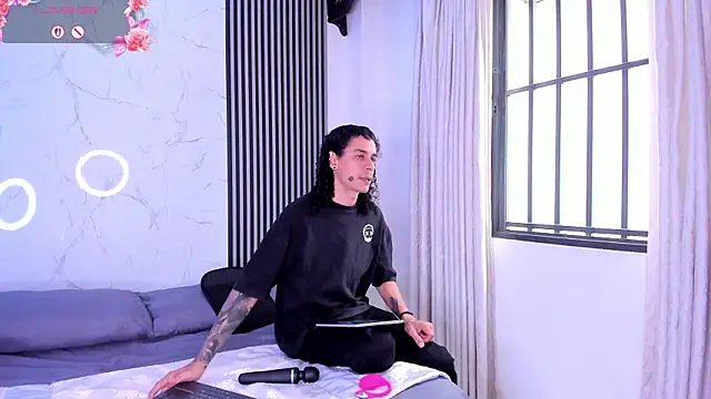 JackAndRosse  online show from February 17, 2:03 pm