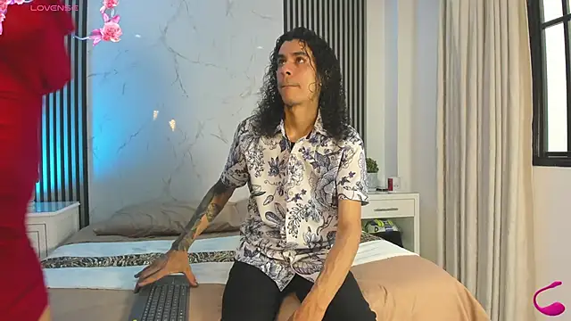 JackAndRosse  online show from November 6, 1:37 pm