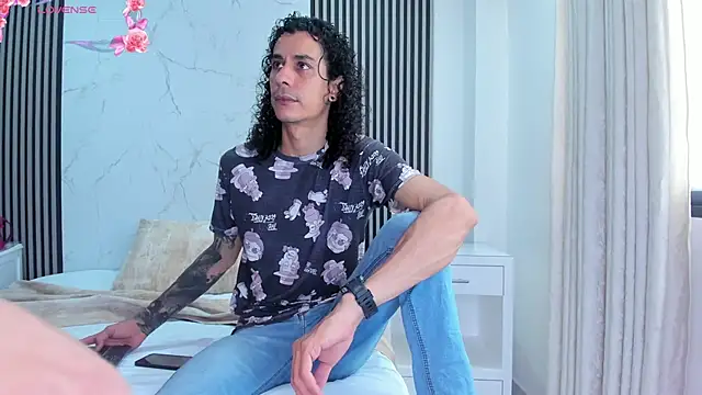 JackAndRosse  online show from March 27, 2:07 pm