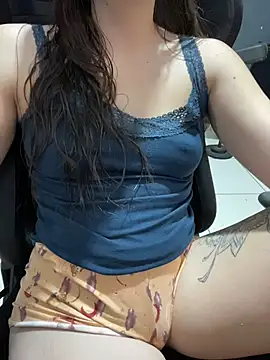 novinhacasada22 online show from April 1, 12:17 pm