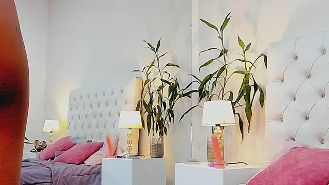 Snapshot of ScarlettGonzalez_ chatting on October 1, 4:44 pm ScarlettGonzalez online show from October 1, 4:44 pm