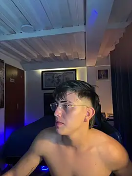 Justin trevor1 online show from October 21, 1:16 am