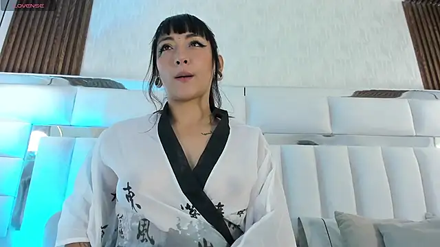 im kasumi online show from October 21, 1:54 pm