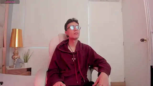 dark sun302 online show from November 17, 8:46 pm