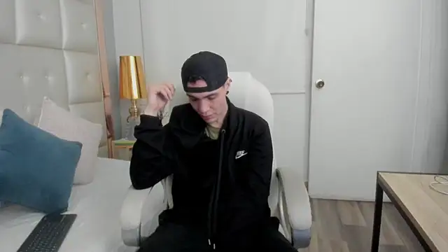 dark sun302 online show from December 21, 5:09 am