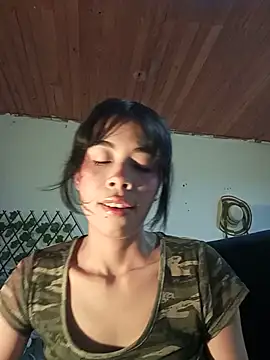 Snapshot of dolliette24 chatting on June 18, 4:34 pm dolliette24 online show from June 18, 4:34 pm