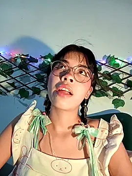dolliette24 online show from June 3, 3:40 am