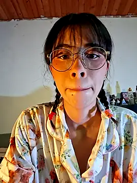 Snapshot of dolliette24 chatting on July 13, 5:29 am dolliette24 online show from July 13, 5:29 am