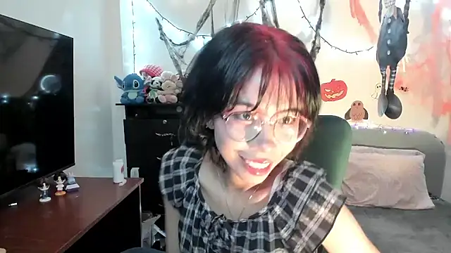 Snapshot of dolliette24 chatting on October 23, 3:49 am dolliette24 online show from October 23, 3:49 am