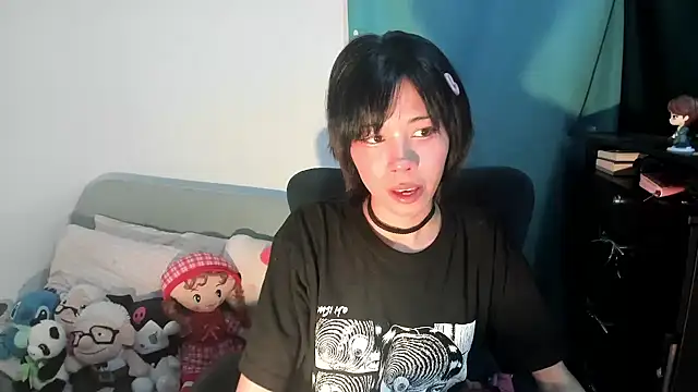 Snapshot of dolliette24 chatting on September 18, 12:13 am dolliette24 online show from September 18, 12:13 am