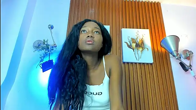 Snapshot of Evaa_18 chatting on February 3, 6:13 pm Evaa 18 online show from February 3, 6:13 pm