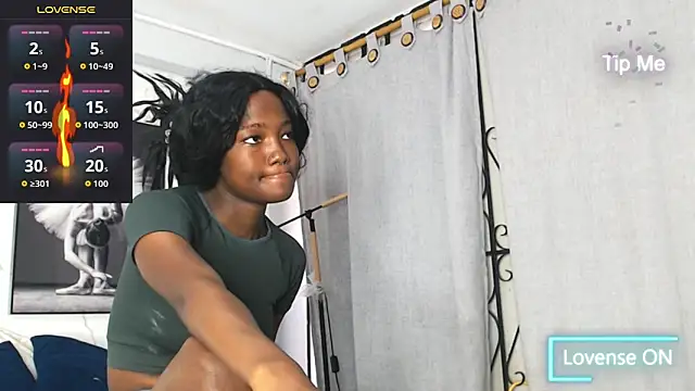 Snapshot of Evaa_18 chatting on January 16, 5:50 pm Evaa 18 online show from January 16, 5:50 pm