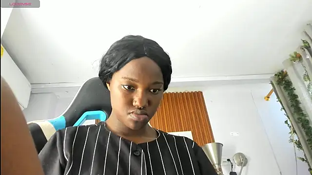 Snapshot of Evaa_18 chatting on January 7, 6:02 pm Evaa 18 online show from January 7, 6:02 pm