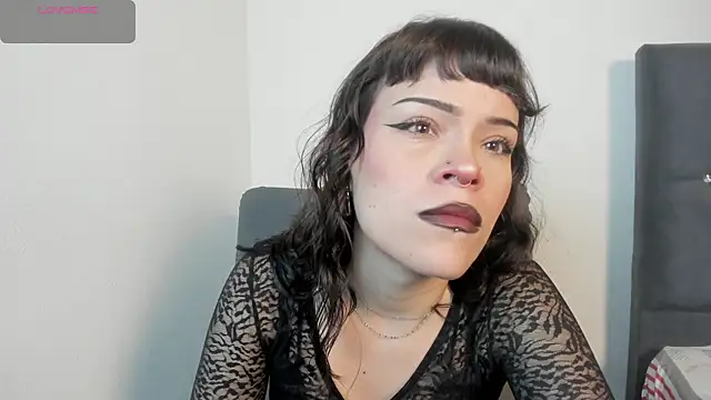 Snapshot of Seijacu chatting on December 3, 8:08 pm Seijacu online show from December 3, 8:08 pm