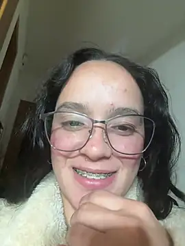 Maia Park online show from March 18, 7:26 pm