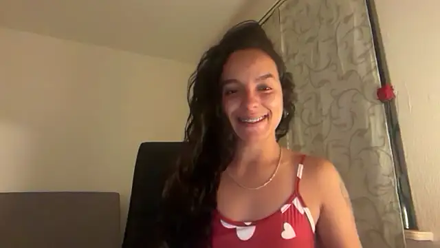Maia Park online show from May 3, 8:34 pm