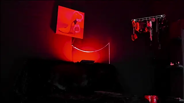 isabellestone online show from February 10, 9:58 pm