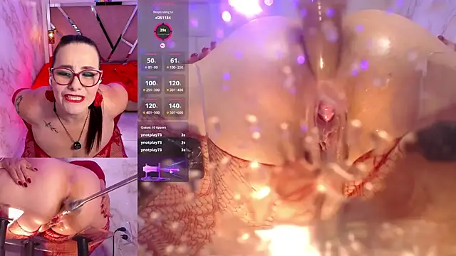 Snapshot of ErikaMontiel__ chatting on May 21, 8:39 pm ErikaMontiel online show from May 21, 8:39 pm