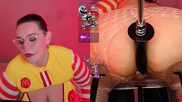 ErikaMontiel   online show from October 24, 9:14 pm