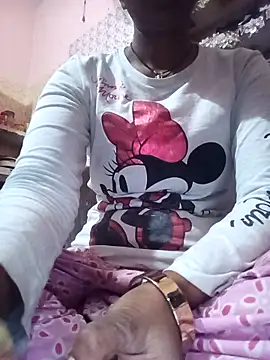 Snapshot of Reeta-rani chatting on November 14, 4:05 am Reeta-rani online show from November 14, 4:05 am