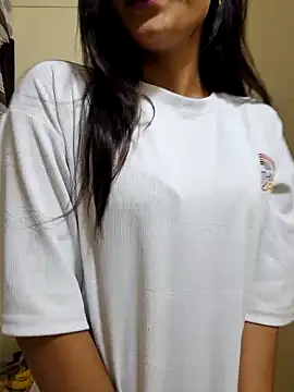 Snapshot of Raj-kumari chatting on May 6, 4:22 pm Raj-kumari online show from May 6, 4:22 pm