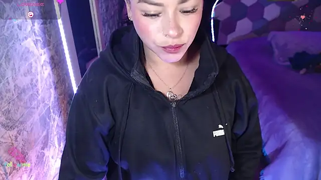 Danniela20 online show from June 16, 4:45 am