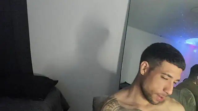 ThiagoLugo online show from March 11, 1:21 am