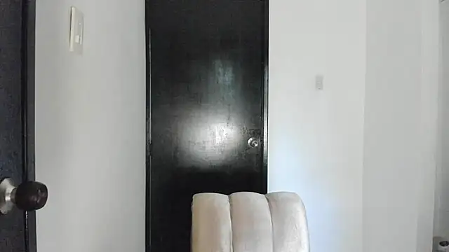 Snapshot of ThiagoLugo chatting on July 7, 3:15 pm ThiagoLugo online show from July 7, 3:15 pm