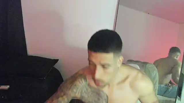 Snapshot of ThiagoLugo chatting on November 1, 6:08 am ThiagoLugo online show from November 1, 6:08 am