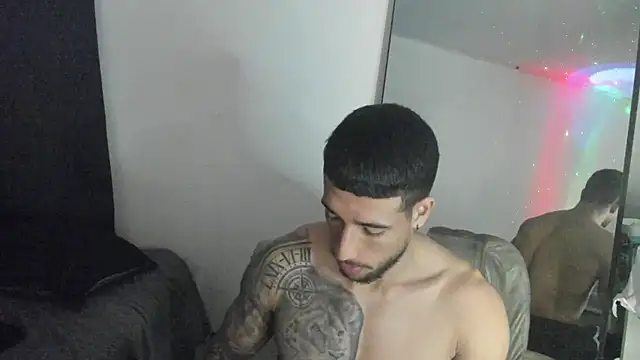 ThiagoLugo online show from March 26, 4:22 am