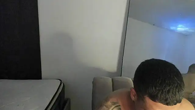 ThiagoLugo online show from February 13, 5:18 am