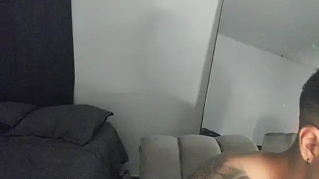 ThiagoLugo online show from March 28, 4:57 am