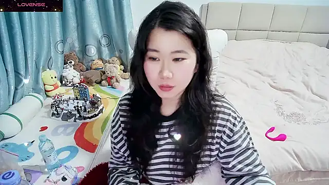 Onlyxixi online show from November 28, 1:22 pm