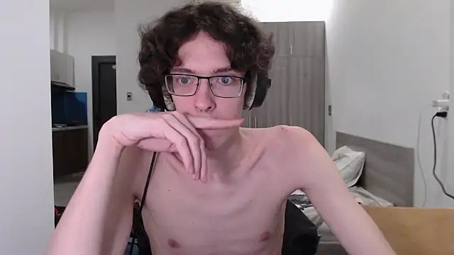 LovesomeCookie online show from November 6, 7:40 pm