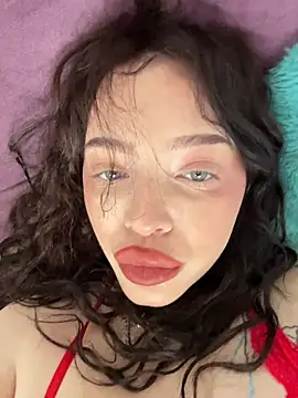 Hannah xBaby online show from November 9, 7:45 am