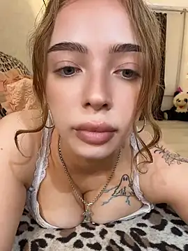 Snapshot of Hannah_xBaby chatting on June 21, 1:39 pm Hannah xBaby online show from June 21, 1:39 pm