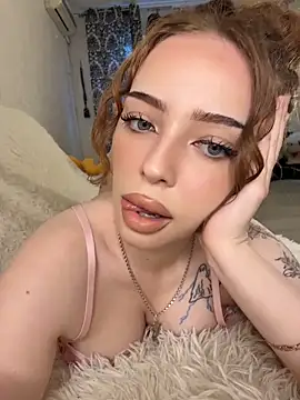 Snapshot of Hannah_xBaby chatting on June 7, 10:20 am Hannah xBaby online show from June 7, 10:20 am