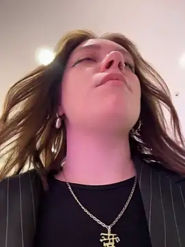 lucy-joy online show from March 12, 11:36 am