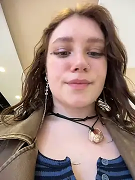 lucy-joy online show from March 19, 9:20 am