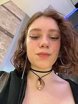 lucy-joy online show from November 15, 10:19 am