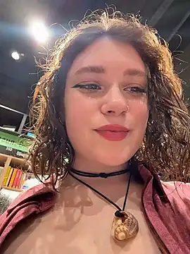 lucy-joy online show from January 9, 10:33 am