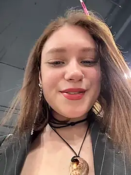 lucy-joy online show from January 8, 10:32 am